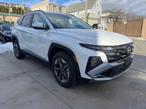 2026 Hyundai TUCSON SEL AWD 4dr SUV