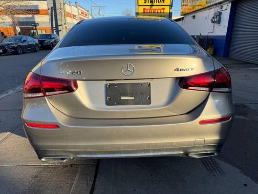 2019 Mercedes-Benz A-Class A 220 4MATIC AWD 4dr Sedan