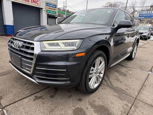 2018 Audi Q5 2.0T Premium Plus