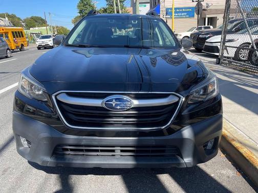 2022 Subaru Outback Base