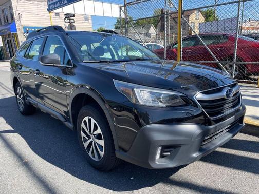 2022 Subaru Outback Base