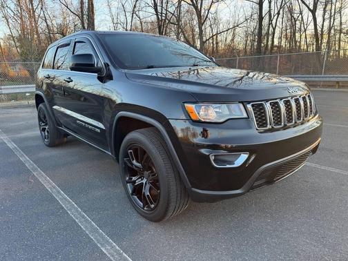 2017 Jeep Grand Cherokee Laredo