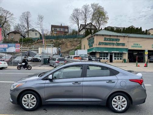 2019 Hyundai Accent SE 4dr Sedan 6A