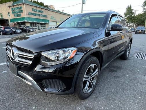 2017 Mercedes-Benz GLC 300 4MATIC