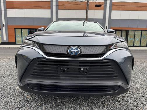 2022 Toyota Venza LE