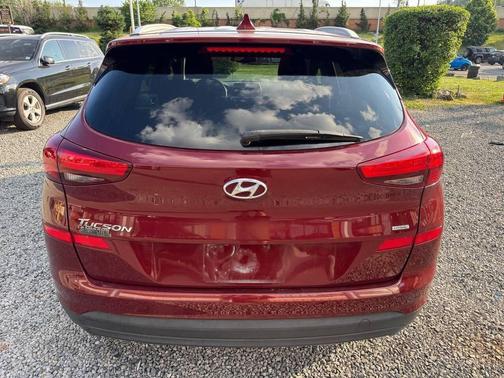 Red 2019 Hyundai TUCSON Value AWD 4dr SUV