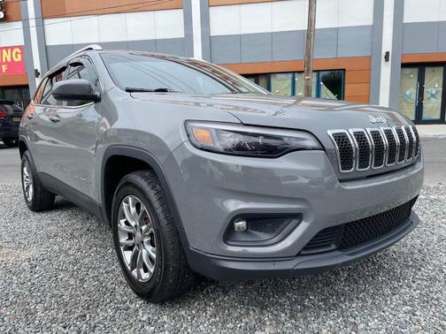 Gray 2020 Jeep Cherokee Latitude Plus