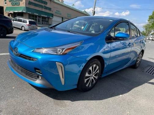2020 Toyota Prius LE