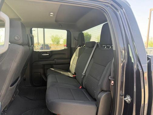 Dark Ash Metallic 2022 Chevrolet Silverado 1500 Custom