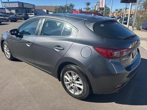 2015 Mazda Mazda3 i Touring