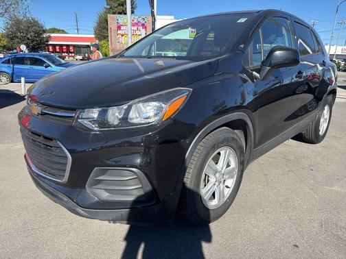 2022 Chevrolet Trax LS