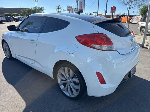 2013 Hyundai Veloster Base