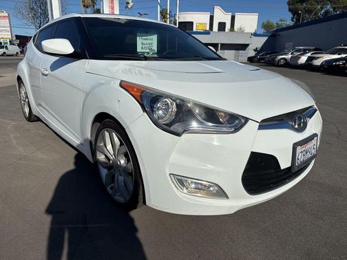 2013 Hyundai Veloster Base