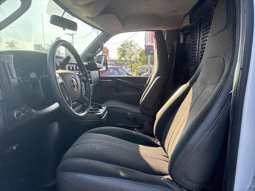 2021 GMC Savana 2500 Work Van