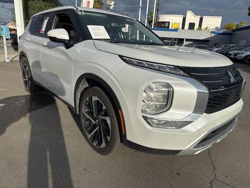 2024 Mitsubishi Outlander SE 2.5 2WD