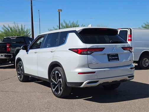 2024 Mitsubishi Outlander SE 2.5 2WD