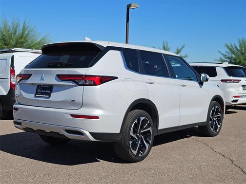 2024 Mitsubishi Outlander SE 2.5 2WD