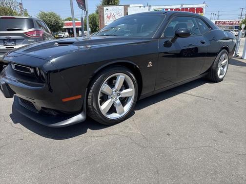 2015 Dodge Challenger R/T Scat Pack