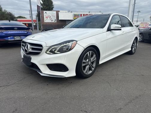 2015 Mercedes-Benz E-Class Sport