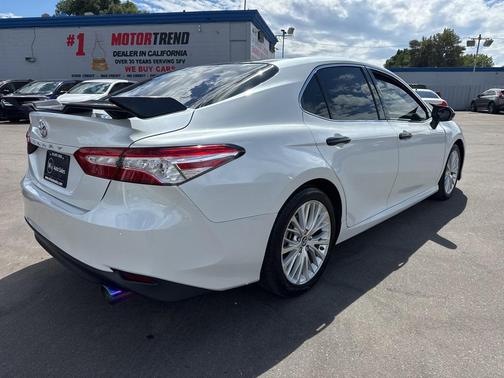 2018 Toyota Camry XLE