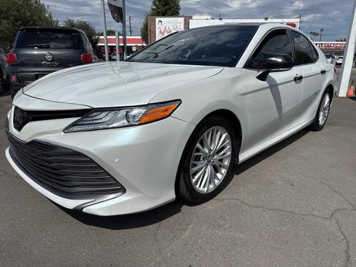 2018 Toyota Camry XLE
