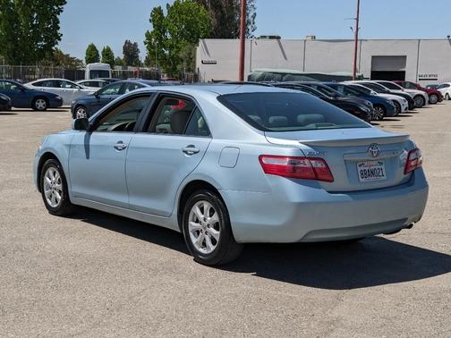 Photo 3 of 12 of 2009 Toyota Camry CE