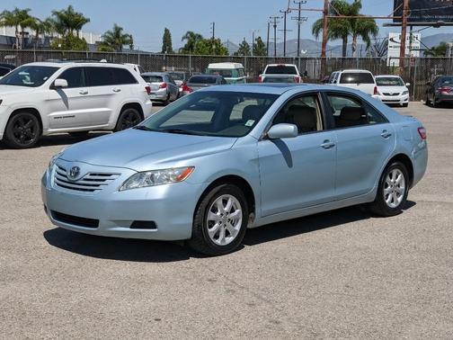 Photo 2 of 12 of 2009 Toyota Camry CE