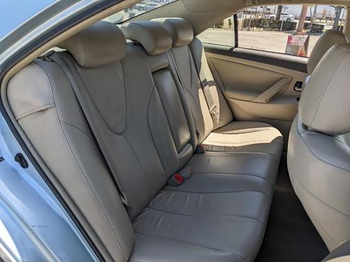 Photo 5 of 12 of 2009 Toyota Camry CE