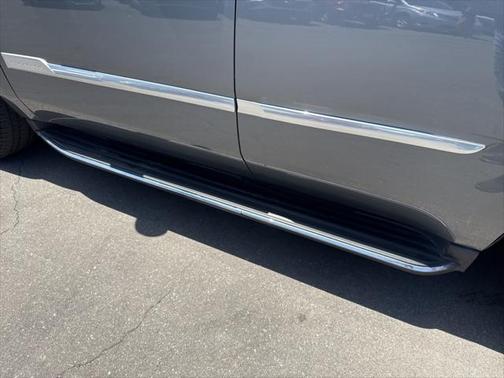 2018 Cadillac Escalade Base