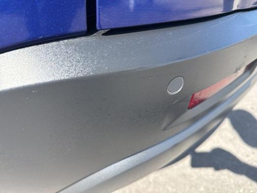 2023 GMC Acadia AWD AT4