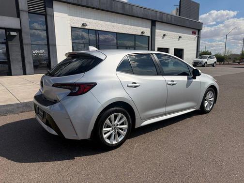 Classic Silver Metallic 2023 Toyota Corolla SE