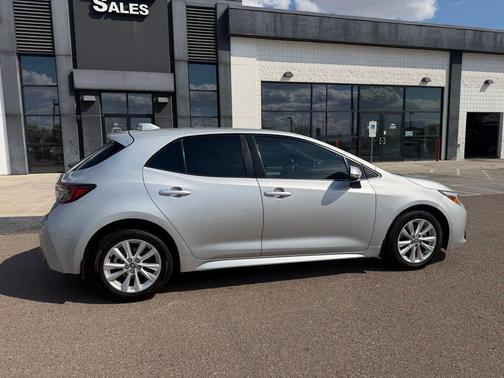 Classic Silver Metallic 2023 Toyota Corolla SE