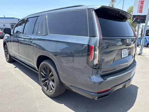 Shadow 2021 Cadillac Escalade ESV Sport