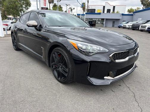 Aurora Black 2022 Kia Stinger GT2