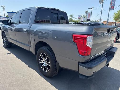 2021 Nissan Titan SV