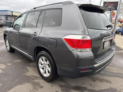 2013 Toyota Highlander SE