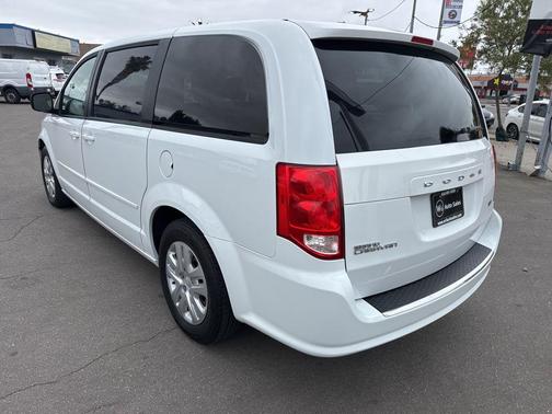 Bright White Clearcoat 2016 Dodge Grand Caravan AVP/SE