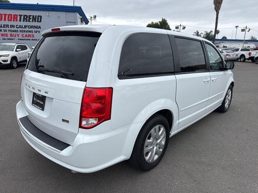 Bright White Clearcoat 2016 Dodge Grand Caravan AVP/SE