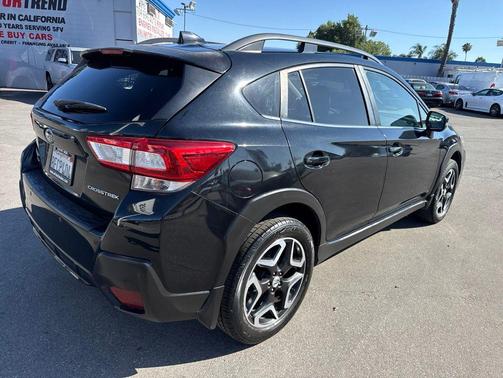 Crystal Black Silica 2018 Subaru Crosstrek 2.0i Limited