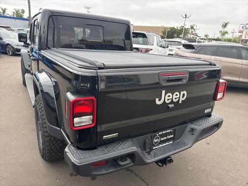 2021 Jeep Gladiator Overland