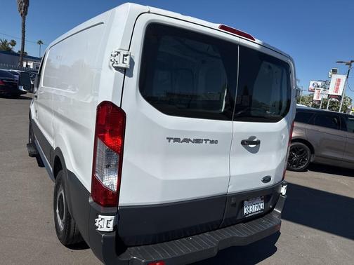 2018 Ford Transit-150 Base