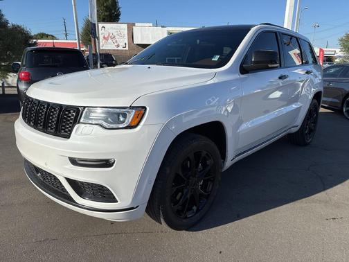 2020 Jeep Grand Cherokee Summit