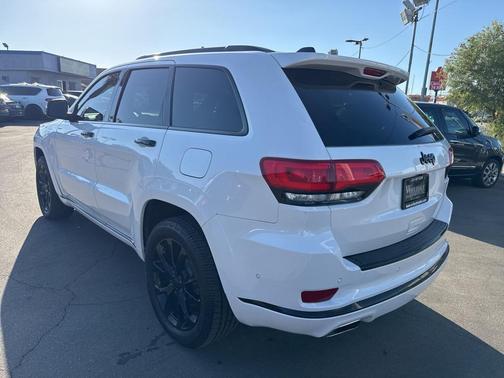 2020 Jeep Grand Cherokee Summit
