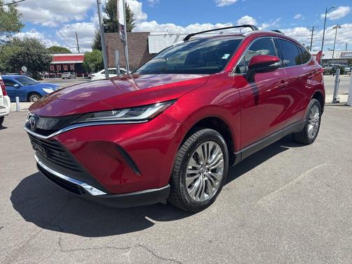 Ruby Flare Pearl 2022 Toyota Venza XLE