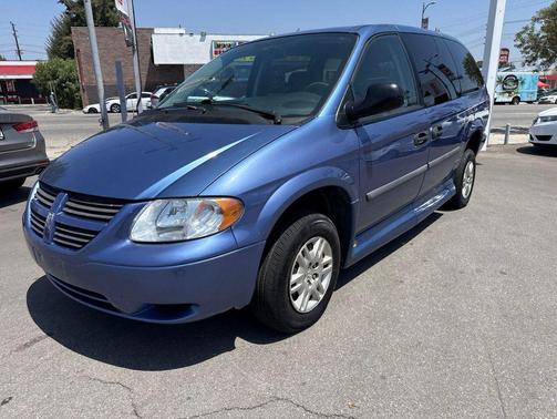 Marine Blue Pearl 2007 Dodge Grand Caravan SE