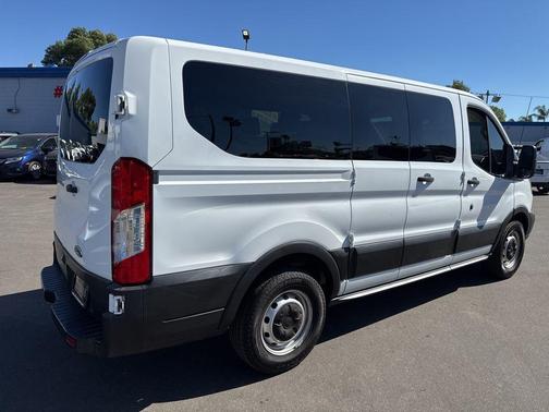 2019 Ford Transit-150 XL