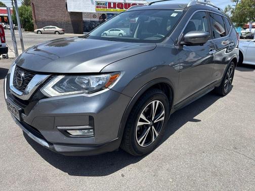 Gun Metallic 2020 Nissan Rogue SV