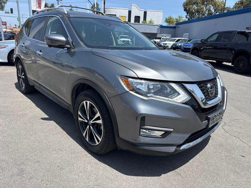 Gun Metallic 2020 Nissan Rogue SV