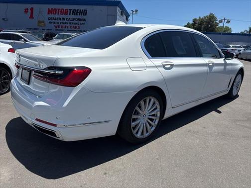 2020 BMW 740 xDrive