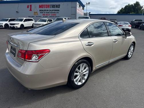 Cashmere Metallic 2011 Lexus ES 350 Base